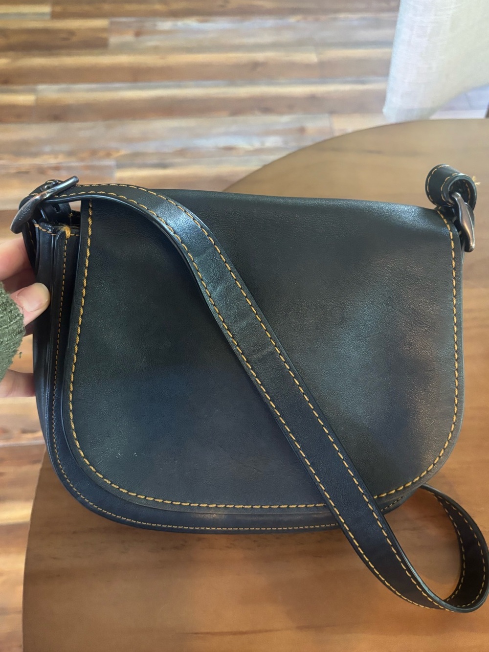 VTG Coach 1941 Saddle Black Crossbody Glovetanned Leather 20115 Contrast Stitch